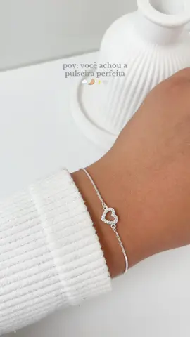aquela pulseira delicada e minimalista, perfeita para qualquer ocasião ☁️🤍  vem garantir no nosso site! 🛒  useincentive.com.br  📦 enviamos para todas as regiões  #prata #prata925 #fyp #jewellery #fy #aesthetic #semijoias #joias #silver #jewelry #silvergirl #trend 