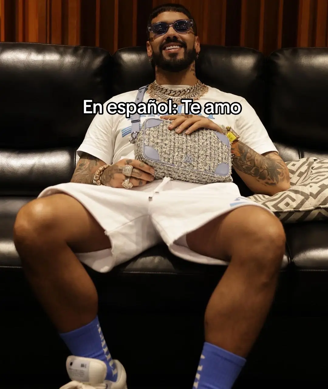 #anuel #diosa #remix #mitad #angel #y #diabolica #y #si #te #mueres #subo #a #cielo #y #te #traigo #pa #tras @Alexania López ✨💗 