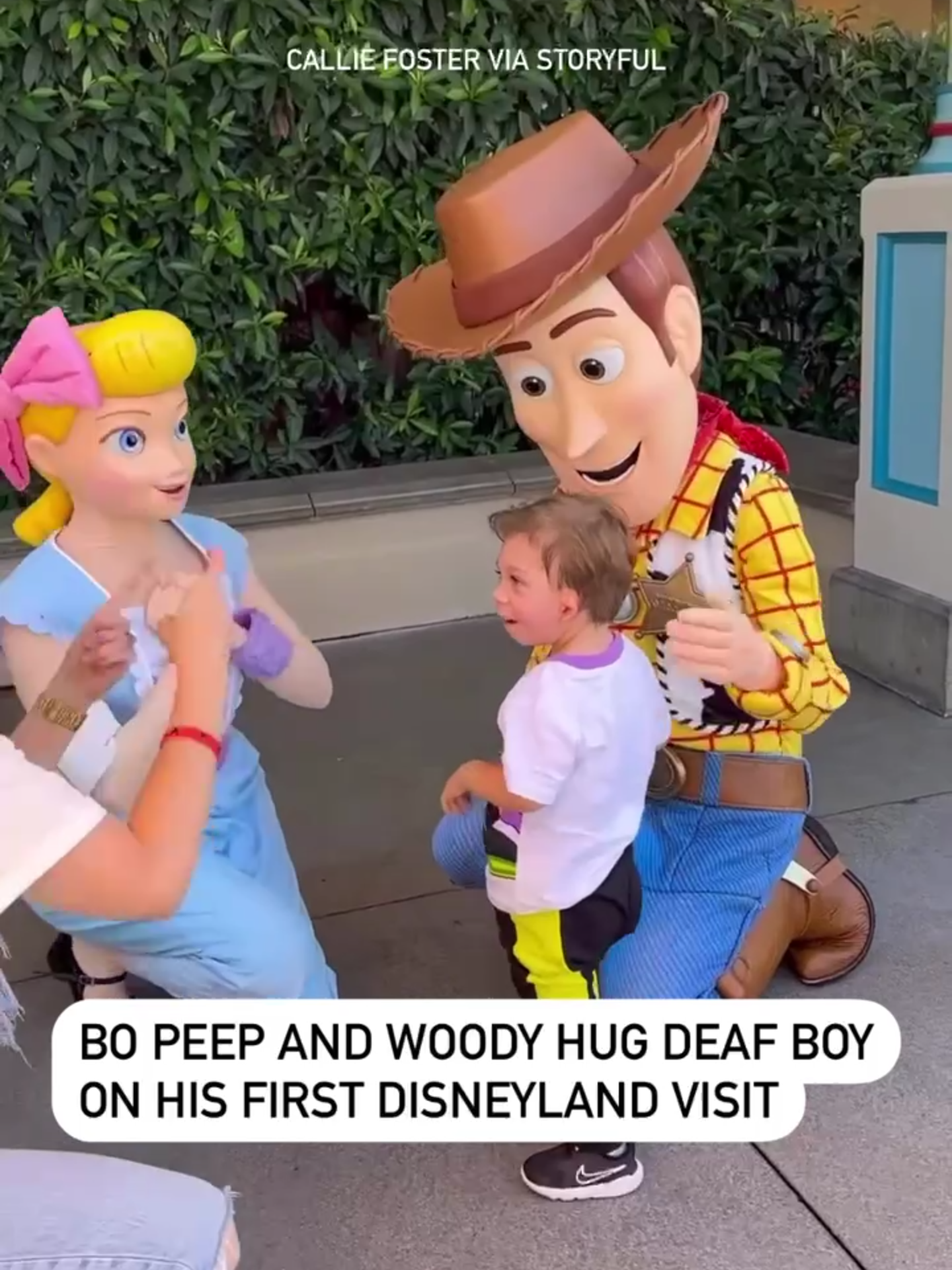 A young deaf boy from California felt “the true magic of Disney” when Toy Story’s Woody and Bo Peep welcomed him with a hug and signed to him on his first visit to Disneyland. Callie Foster captured the moment her son Luca approached the characters Woody and Bo Peep at Disneyland. “When we approached Woody and Bo Peep, I signed to Luca, ‘This is Luca,’ and I think Bo Peep noticed I was signing,” Foster told Storyful. As seen in the footage, Bo Peep hugged the boy and signed “happy to meet you,