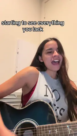 Undo It-Carrie Underwood This was my attempt playing the song and this was the only part where i didnt have to pause to remember how it goes lol. #carrieunderwood #undoit #firstattempt #closetcover #blueguitar 