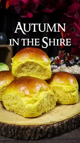 Autumn in the Shire🍂Soft Pumpkin Rolls with Whipped Spice Butter🥖Let’s journey to the Shire to discover the autumnal delights of the hobbits. Known for their love of comfort food, a hobbit would certainly enjoy these soft rolls flavoured with pumpkin and topped with a sweet whipped spice butter. These pumpkin rolls are best enjoyed from the warm comfort of your hobbit hole as an afternoon tea snack or served alongside a hearty harvest meal. Recipe in profile✨#fantasyfood #theshire #hobbitcore #hobbitfood #fantasytok #lotr #slowliving 
