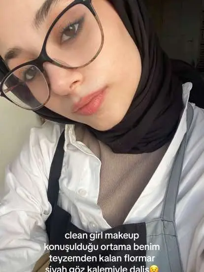 bazı kızlar asla clean girl olamassss🙃 #fypシ #fyp #makeup #cleangirl 