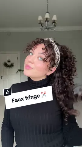 Pov: the autumn urge to get a fringe. It’s a yearly occurrence i almost cut them then realise i can fake them- with no regrets 😅✂️ #bangs #fringe #curlyfringe #hairhack #curlyhair #hairstyle #curlyhairstyles 