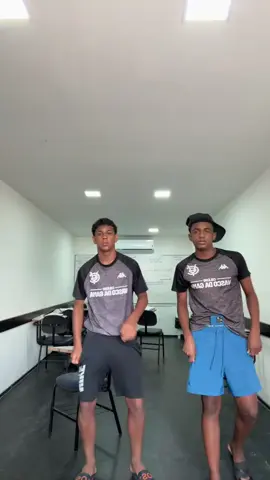 Kkkkk pegamo pa hora 😂