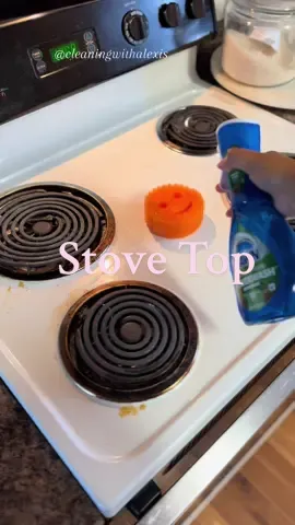 🫧Stove Top🫧 ENJOY!💕 will be doing a deep clean of my stove and oven soon. Love this dish soap 🥰 @fried eye #CleanTok #cleaning #trending #scrubbing #clean #viral #pov #demure #fyp #foryou #foryoupage #stovetop #stove 