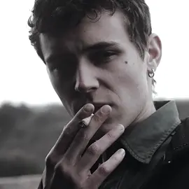 this looks off beat  #aronpiper #ander #elite #elitenetflix #eliteander #anderelite #andereliteedit #eliteedit #eliteedits #j5lyne #fy #fyp #viral #beachhouse #theweeknd 