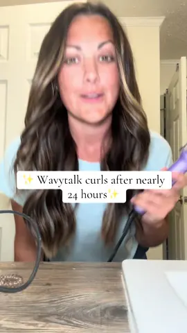 These wavytalk curls held so good!! @wavytalkofficial  #wavytalk #wavytalkwand #curlingwand #curlyhair #curlscheck #curlmyhairwithme 