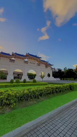 Jangan ngaku anak taipei kalo blm prnh kesini.#taipei #4u #taiwan #chiangkaishekmemorialhall #tkitaiwan🇹🇼 #fy #zyxcba 