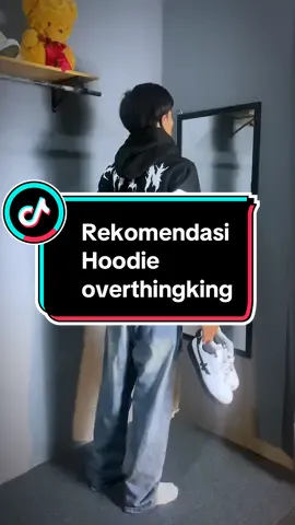 Rekomendasi jaket hoodie overthingking... #outfit #outfitcowok #outfitinspiration #hoodie #hoodiemurah #celanajeanssobek 