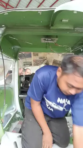 Wing and Wing Strut Bolts Installation and Torqie Cessna C-152   #aircraftmechanicslife 