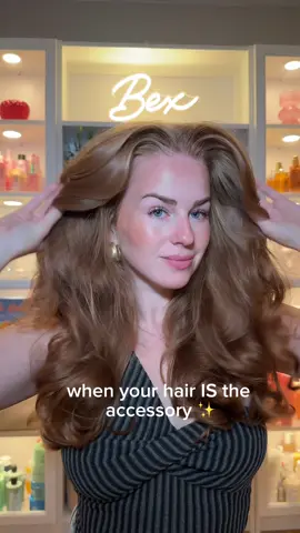 Im obsessed with Bun Bons 💕 @ETERNAL MUSE  Code ‘BEXWESTON’ gets you money off their website xx #heatlesscurls #heatlesshair #overnightblowout #blowout #heatlessblowout #overnighthair #healthyhair #heatlesshairstyles 