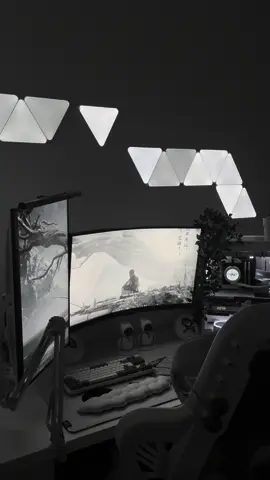 مساء الابيض 🤍✨ رايكم؟ ———————————————————————————————— Tags: #pc #ديسمبر🐋 #setup #setupgaming #ست_اب_قيمنق #قيمنق_سيت_اب #بي_سي #eilik #gamer #بي_سي_قيمنق 