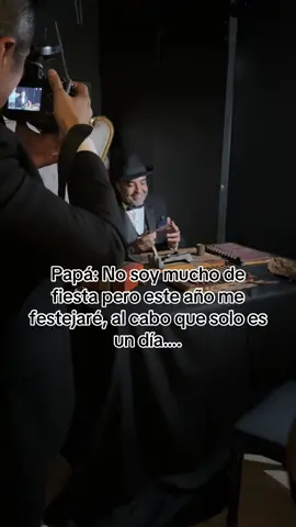 Se le olvido un pequeño detalle..a sus invitados les encanta la fiesta 🤷‍♀️ #3diasdefiesta #3diassindormir #fiestamexicana #pov #parati #viralvideo #papa #familiamexicana #fiestade60años #fiesteros 