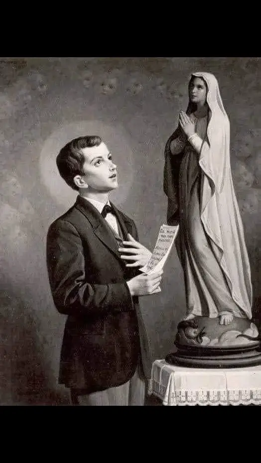 San Domenico Savio apparso dopo morte a San Giovanni Bosco, disse: La cosa più consolante per me in punto di morte fu il pensiero di esser stato devoto della Madonna! - Amate tanto la Madonna e fatela amare!  «Se anche ti trovassi già con un piede nell'inferno, e ricorri e ti affidi all'Immacolata, Ella, Regina onnipotente, ti strapperà dall'inferno e ti salverà».  (San Massimiliano Kolbe)   ATTO DI CONSACRAZIONE (Secondo San Luigi Maria di Montfort).  Io, (nome), peccatore infedele, rinnovo oggi e ratifico nelle tue mani, O Maria Immacolata, i voti del mio Battesimo.  Rinunzio per sempre a Satana, alle sue seduzioni e alle sue opere e mi dò interamente a Gesù Cristo, la Sapienza incarnata, per portare la mia croce dietro a Lui tutti i giorni della mia vita.  E affinchè io gli sia più fedele che nel passato, ti scelgo oggi, o Maria, alla presenza di tutta la Corte celeste, per mia Madre e Padrona.  A Te, come uno schiavo, io abbandono e consacro il mio corpo e l'anima mia, i miei beni interni ed esterni e il valore stesso delle mie buone opere passate, presenti e future, lasciandoti un intero e pieno diritto di disporre di me e di tutto ciò che mi appartiene, senza eccezione, a tuo piacimento, alla maggior gloria di Dio nel tempo e nell'eternità.  1Pater...Ave...Gloria... Amen.