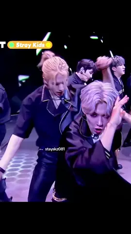 do it like a pro #hyunlix #hyunjin #felix #hyunlixedit #hyunlixmoment #hwanghyunjin #felixstraykids #yongbok #domino #fypシ #foryoupage #foryou 