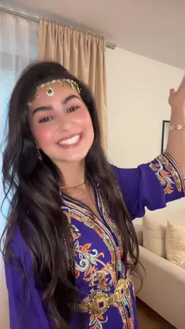 Kleid von @KAFTANA_Glam #fypシ #viral #kurdish #kurdistan #kurdishsong #kaftan #morroceandress 