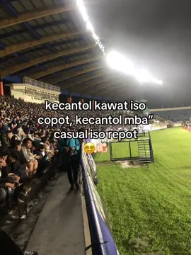 😜#casualfootball #casualoutfits 
