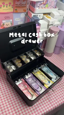 dumating na yung cash box na inorder ko! o diba natupad na yung pangarap kong maging cashier! 😌 perfect na perfect sa may small business jan! link in yellow basket! #fyp #cash #cashier #metalcashbox #metalcashboxwithlock #moneyorganizer #moneyorganization #metalcashdrawer #cashbox #cashboxwithlock #cashboxorganizer #cashorganizer #cashorganization #organizer #cashboxorganizer #cashboxorganizerwithlock #cashdrawer #cashdrawerviral #cashdrawerbox #SmallBusiness #tindahan #smalbusinessowner #smallbusinessmusthaves #cashierlife #cashierproblems #cashiersbelike 