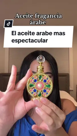 Este aceite esencial arabe huele espectacular!!!  #aceitearabe #fragancias #perfumes #parfum #aceitesesenciales #esentialoils #fragrance #fragranceoils #concentratedoil #concentratedoilperfume 