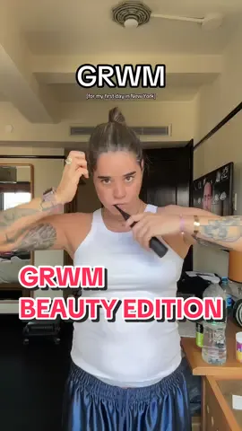 lets #grwm for my first day in new york 🙃 #BeautyTok #beautyroutine #wlw #wlwtiktok #masc #lesbian #hairstyle #morningroutine #fy #foryou #beautytips #newyork #lesbiansoftiktok 