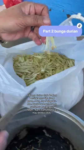 Ini part 2 ya hehe, yang belum nonton part 1 boleh di lihat dulu pencarian bunga duriannya, ini proses pembersihan lendirnya ya setelah dibersihkan jangan lupa direbus agar lendir nya hilang dan kalau dimasak itu enak. Untuk masakannya bisa apa aja setelah rebusannya selesai, bisa ditumis, di goreng pakai tepung, atau di kasih santan. Di masak apa aja kuncinya cuma satu direbus setelah pembersian lendirnya 🥰