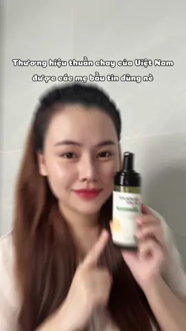 Sữa rửa mặt được các mẹ bầu tin dùng là đủ thấy độ lành tính của ẻm rùi ha #suaruamat #srm #comem #comemhomelab #myphamthiennhien #myphamthuanchay #skincare #skincareroutine #chamsocda #dadaumun #beauty #lamdep #goclamdep #reviewlamdep #xuhuong #trend 