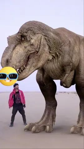 T-Rex dançando bye bye bye do NSync / T-Rex dancing bye, bye, bye from NSync #hunnain #deadpool #nsync #byebye #trend 