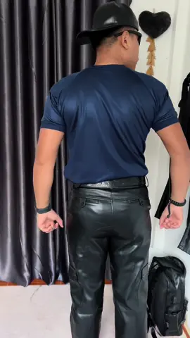🖤#กางเกงหนัง #leathermen #leatherpant  🖤#เมร่อน #สตอรี่_ความรู้สึก #ผู้ชาย 
