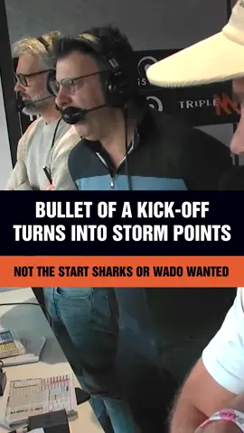 Bend it like Papenhuyzen! What a start!⚡️ #nrl #nrltiktok #rugbyleague #rugbyleaguetiktok #melbournestorm #cronullasharks #papenhuyzen #fyp