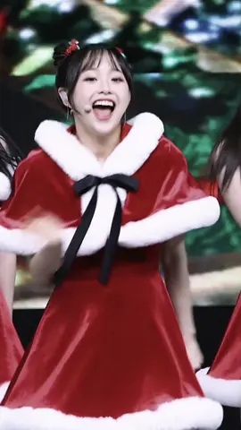 Chuu noel fancam/istek alıyorum/destek olur musunuz/1000 Takipçi için teşekkür ederimmm🤍☃️#explore #rubyfancawm #sad_97 #sad_29 #kesfet #yagizaasigimdeyincekesfetoluyomus #rubyfancwm