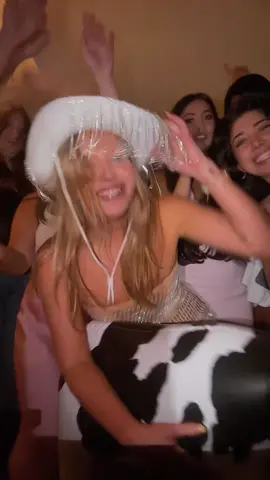 HAPPY BIRTHDAY BRIDGET 💗🪩🐄@Sarah  G @Negin @neda & nava @user1787900209611 @Tara @آناهیتا @Diya Morris @Hasti @bryannanoelle🦋 @daniela @sabrinamendonca00 