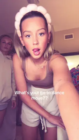 Comment down below 👇#stankyleg #gotodancemove #bustamove #getjiggy 