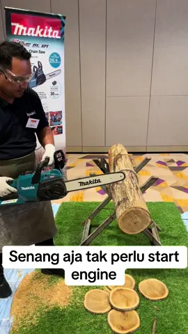 Makita cordless chainsaw