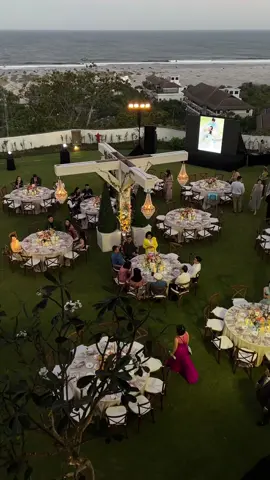 An Italian summer in the heart of Bali, from Kenny & Nadia’s day 🌞 #mvbehindthewed #summerwedding #colorfulwedding #italianthemewedding #weddingcontentcreator #bali #wedding #weddingcontentcreation #baliweddingcontentcreator #baliwedding #weddingbali #weddingtok #weddingdecor #ritzcarltonbali 