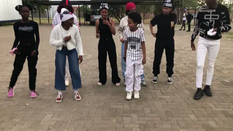 DC:@Lungelihle Ndaba👸🏽 #fyp #kasigemz2024 #viral #kasigemz #trendingnow #tiktokdance #amapiano 
