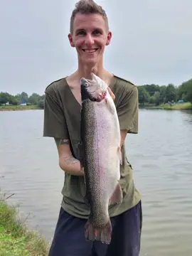 Danke für 50.000 Likes.. 😎 #Stream #Videos #Angeln #Forellensee #Elbe #Ostsee #troutarea #livestream#Livefishing  @Baidrunner @david_reimers7 @🎒 rน¢kŞค¢k๓คik ®️ @KayWarDabei @ZwiebelJunior🎣 @kevin.harms20 