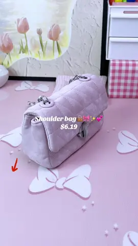 Decorate my new mini tote bag with me! 🩷 I got lucky at the outlet store hehe ☺️ #bagcharm #bagdecoration #bagdecor #decoratemybag #janebirkin #janebirkinstyle #totebag #minitotebag #coach#halloween #halloween2024#blackfriday#blackfriday2024#tiktokshopblackfriday#tiktokshopblackfriday2024#blackfridayearlydeals#tiktokshopcybermonday#tiktokshopholidaysale#deals#sale#flashsale#tiktokshopholidaydeals#Christmas#Christmasdeals#Christmas2024#Christmasearlydeals#BeautifulYou