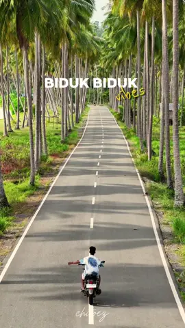 Perlu perjuangan ke sini. Dari banjarbaru cumsn 1000km.2 hari perjalanan darat .dari biduk-biduk sekitar 27km. Tepat nya sesudah teluk sulaiman atau dekat dengan pantai lamin guntur.  #bidukbiduk #berau #fyp #banjarbaru #dji 