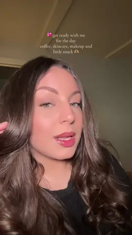 going to watch beetlejuice beetlejuice today can’t wait 🪲🤭 #diml #MakeupRoutine #skincare #minivlog #icecoffee #stanley #softglam #makeuptut @Haus Labs by Lady Gaga 