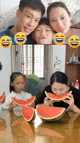 Funny video funny family #videoforyou #viralfamily #viralvideo #viraltiktokvideo #funnyfamily #foryoufamily @Khizar Omer @Ayesha 🔥🔥 @Ali jutt 😎 @Garry Sandhu @Saj khan @✌️کلیم اللّٰہ خرم✌️ @K H O K H 𝑨 R 🦅💸 @Ali_Hyderabadi ❤️ @ArrDee @Babarmalik @Billu Dgk @Burjkhalifa @Faryal 🧚🏻♀️ 