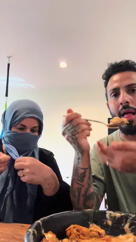 Hareesh wa maraq, the rada’ee way!  . . #yemen #tiktok #fypage #fypシ゚viral #viral #trending #uae #dubai #arab #food #Foodie #recipes #foryou #foryoupage #fyp #reels #delicious #muslim #halal #saudiarabia🇸🇦 