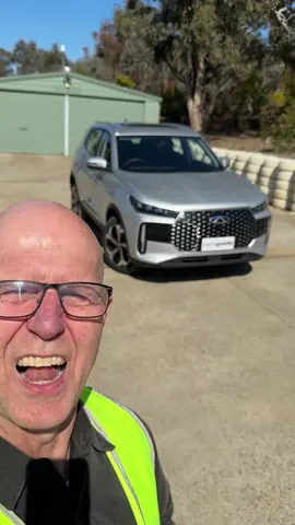 2025 Chery Tiggo 4 Pro is a city-sized five-seater positioned as “Australia’s best value SUV”! #Chery #Tiggo4Pro #car #carsguide #reels #fyp