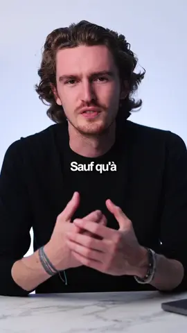 Pourquoi on sourit sur les photos ? Alors qu’à l’époque, on gardait le visage fermé ?