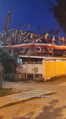 y me le ocurrió otra idea wn por que no ponemo unas banderas??? sjkdwldjd #chile #18septiembre #fiestaspatrias #fiestaspatriaschile #chile🇨🇱 #viralchile #Meme #humor #bandera #tiktokviral 