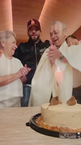 82 años bien vividos!!! 😂🤍 y los que siguen !!