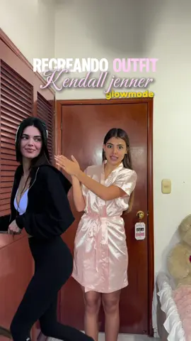 recreando #outfit de #kendalljenner con @Glowmode 🫦💗✨ y sus increíbles leggings con control de abdomen 💘 mas #grwm haciendo outfis de famosas? #outfits #gym #girls #thatgirl #belleza #Glowmodeleggings #Glowmode 