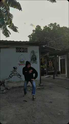bongkar pasang langkah segitiga #rekankota #pagarnusabence #pnloss86 #gasmi #pencakkawak #beranda 