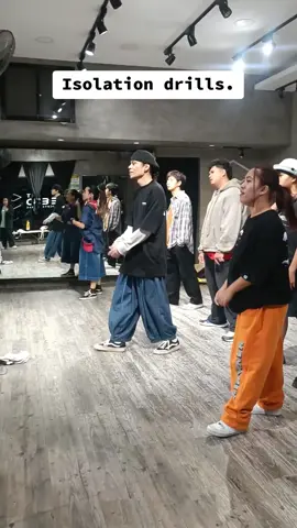 Isolation Drills. 🧪 #hiphop #dance #freestyle #noelab #drills #danceexercise #fyp 