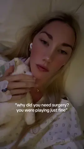i keep trying to tell myself its just a part of sport, so many athletes go through bad injuries. but goddamn you dont realise how hard it really is until it happens to you🫠  #fyp #volleyball #volleyballinjury #injury #surgery #footsurgery #sportsinjury #rehab #recovery #athlete #volleyballplayer #womensvolleyball 