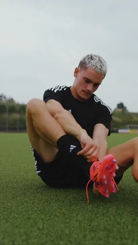 The first touches with the new boots 😍 Flo Wirtz approves the F50 👌🏽 #footballer #wirtz #adidasfootball #adidas 